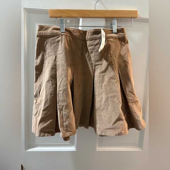 Hollister Dresses & Skirts - Hollister Skirt Brown Corduroy Cotton Pleated Ultra High Rise Back Zip NWT